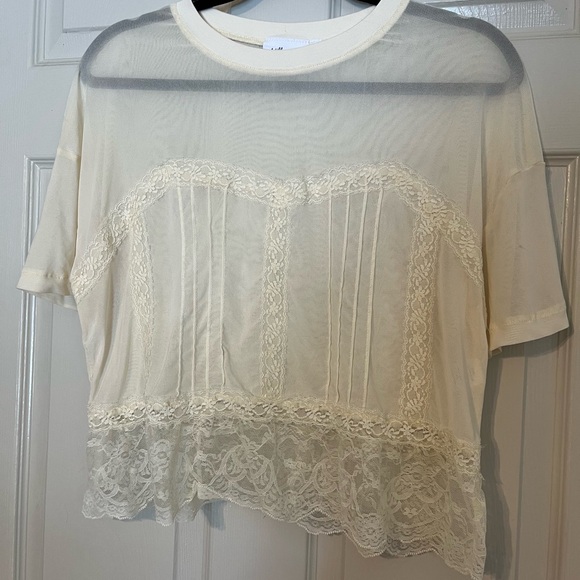 Willow & Root Buckle Elegant Cream Mesh and Lace Women Top Xsmall - Picture 3 of 7